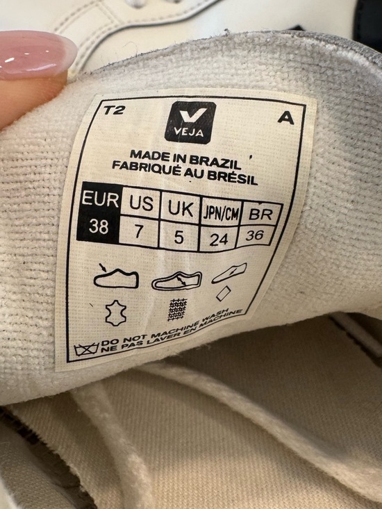 Veja White Leather Sneakers with Black/Navy V Logo - Picture 9 of 10